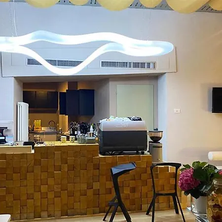 Piccolo Olina Hotel