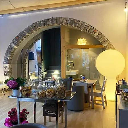 Piccolo Olina Hotel 2*